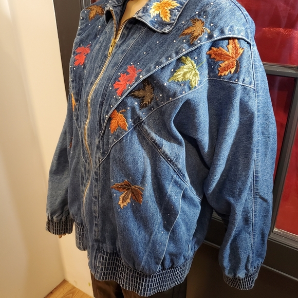 Vintage 80s Fall Jean Jacket w Leaf Embroidery & Rhinestones - Picture 3 of 13